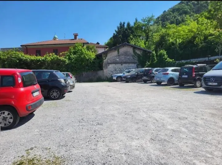 Aura-Elegant Residence In The Heart Of Como Italië